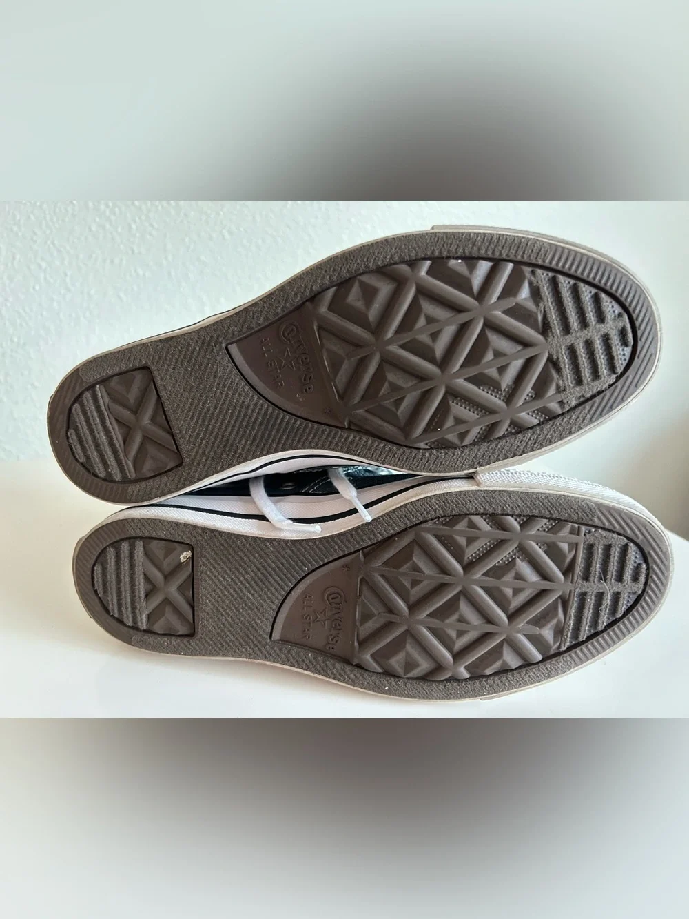 Converse Mid-Top Sneakers